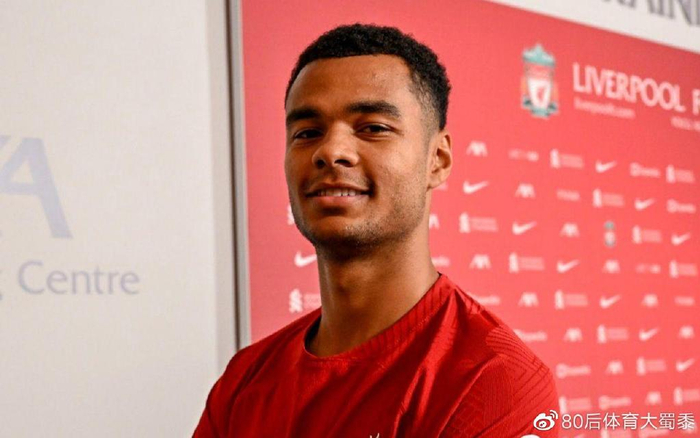 受到球队的 受到球队的